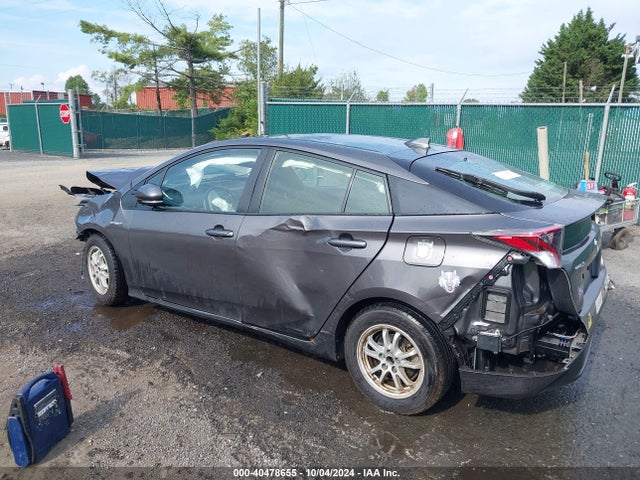 Toyota Prius Four 2017 JTDKARFU3H3539517 Image 3