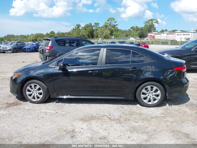Toyota COROLLA LE 2022 5YFEPMAE2NP303460 Image 14