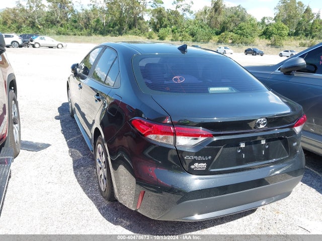 Toyota COROLLA LE 2022 5YFEPMAE2NP303460 Image 3