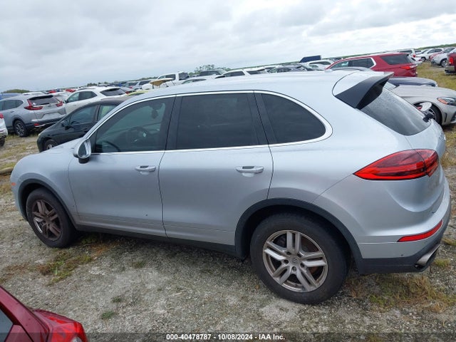 Porsche Cayenne 2016 WP1AA2A26GLA10293 Image 14