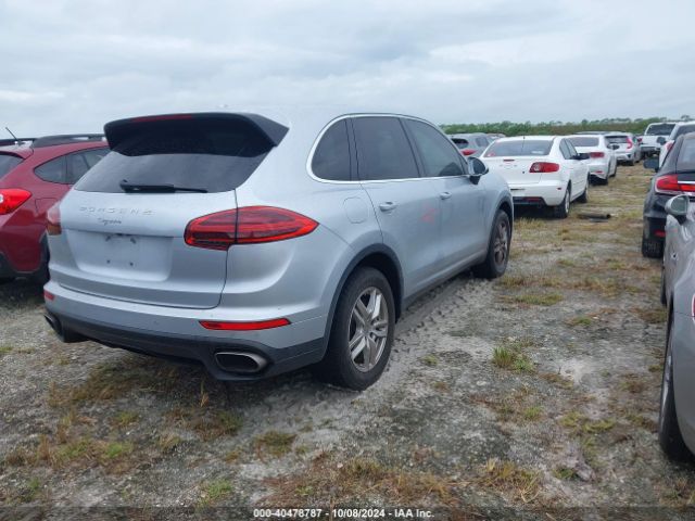 2016 PORSCHE CAYENNE WP1AA2A26GLA10293 Photo 3