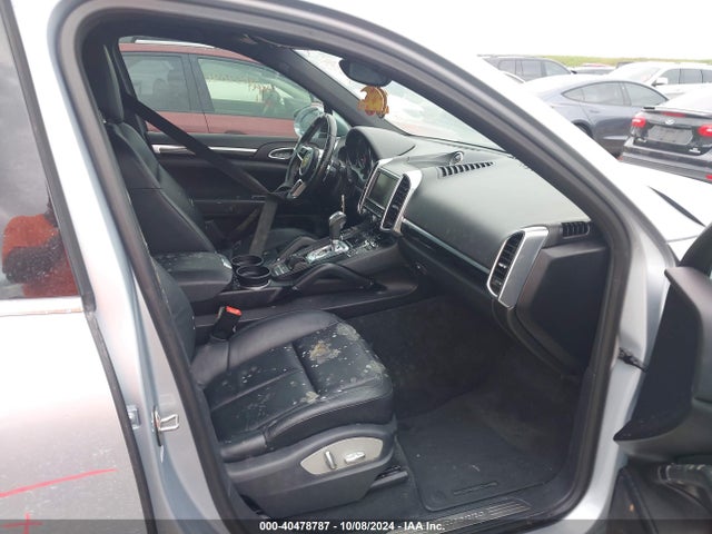 2016 PORSCHE CAYENNE WP1AA2A26GLA10293 Photo 4