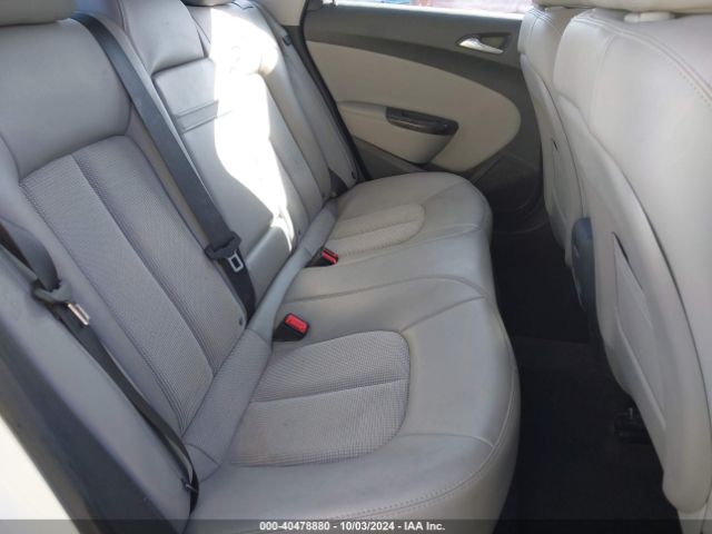 1G4PP5SK4E4136083 Buick Verano