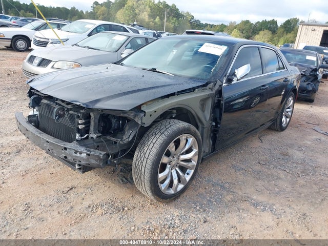 2C3CCAAG8JH327169 Chrysler 300 Touring
