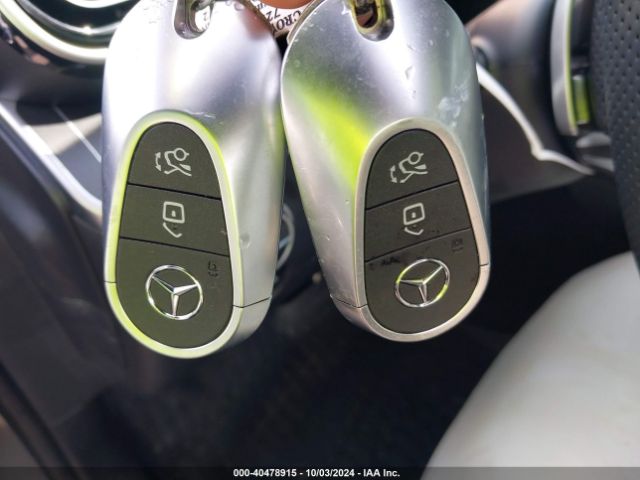 W1KAF4GB4RR175111 Mercedes-Benz C 300