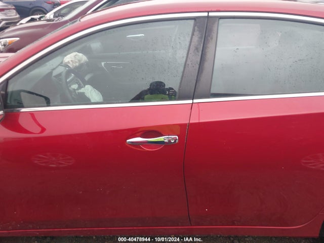 Nissan Altima 2.5 S 2018 1N4AL3AP1JC207947 Image 14