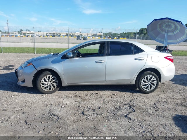 Toyota COROLLA LE 2017 5YFBURHE9HP649928 Image 14