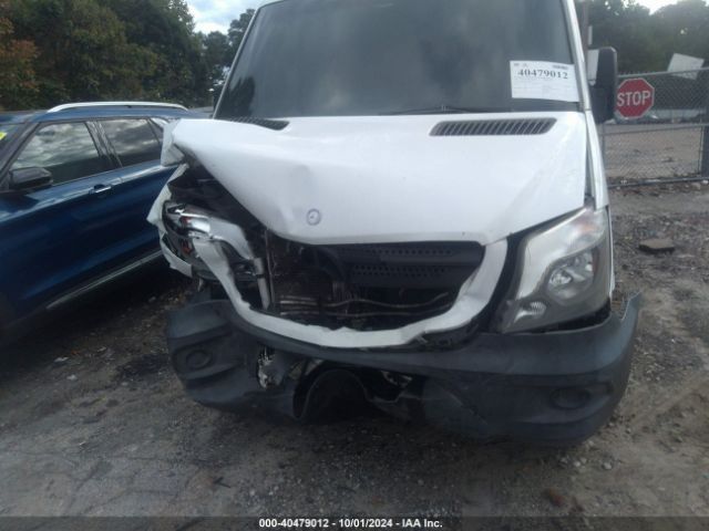 WD3PE7DC7F5987683 Mercedes-Benz Sprinter 2500 Normal Roof