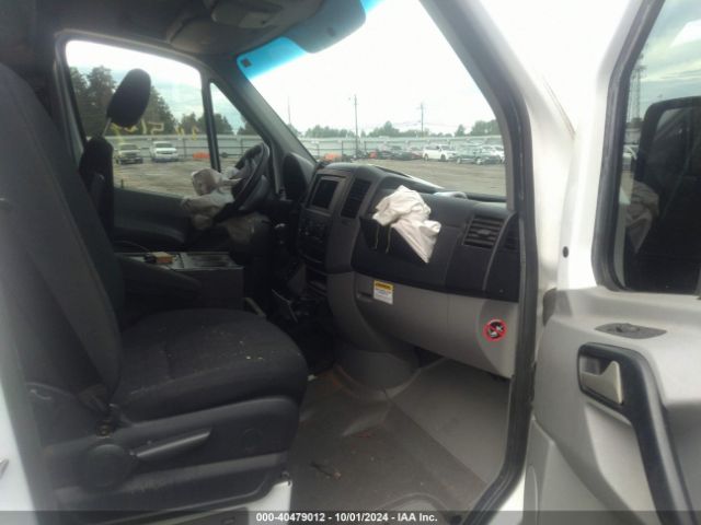 WD3PE7DC7F5987683 Mercedes-Benz Sprinter 2500 Normal Roof