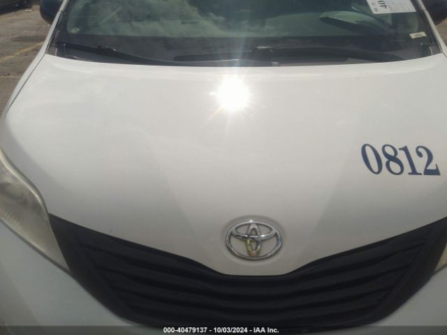 5TDZZ3DC5HS769010 Toyota Sienna L 7 Passenger
