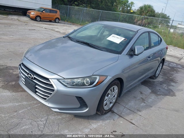 Hyundai ELANTRA SE 2017 5NPD74LFXHH139751 Image 2