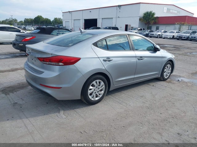 Hyundai ELANTRA SE 2017 5NPD74LFXHH139751 Image 4