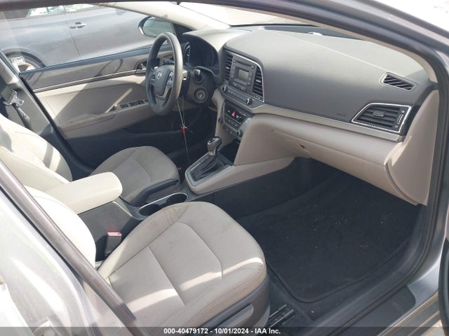 Hyundai ELANTRA SE 2017 5NPD74LFXHH139751 Image 5