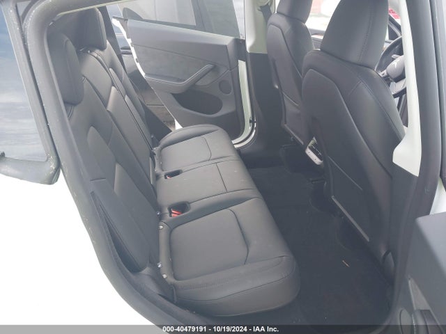 2024 TESLA MODEL Y 7SAYGDEE8RA310440 Photo 7