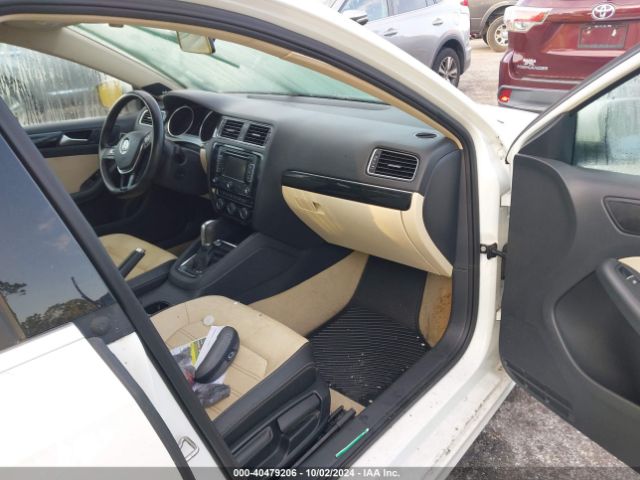 3VWL07AJ9FM236954 Volkswagen Jetta 1.8t Sel