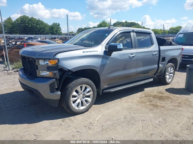 Chevrolet Silverado 1500 4wd  Short Bed Custom 2021 1GCPYBEKXMZ396548 Image 2