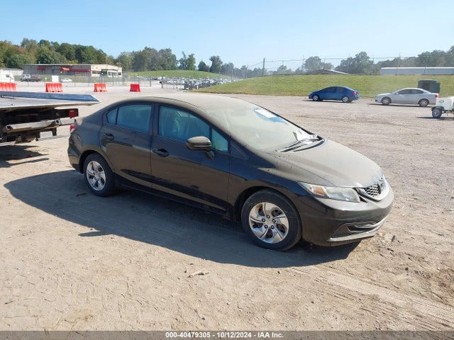 2015 19XFB2F57FE104777 main image