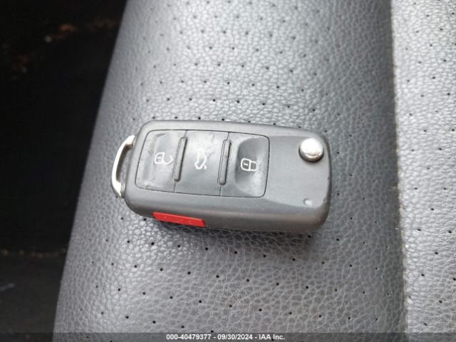 WVGBV7AX2FW606061 Volkswagen Tiguan Sel