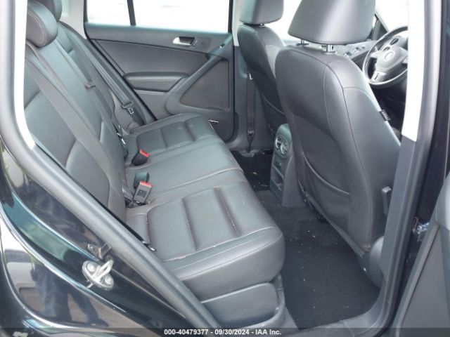 WVGBV7AX2FW606061 Volkswagen Tiguan Sel