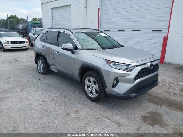 Toyota Rav4 Xle 2020 2T3W1RFV3LC035700 Image 1