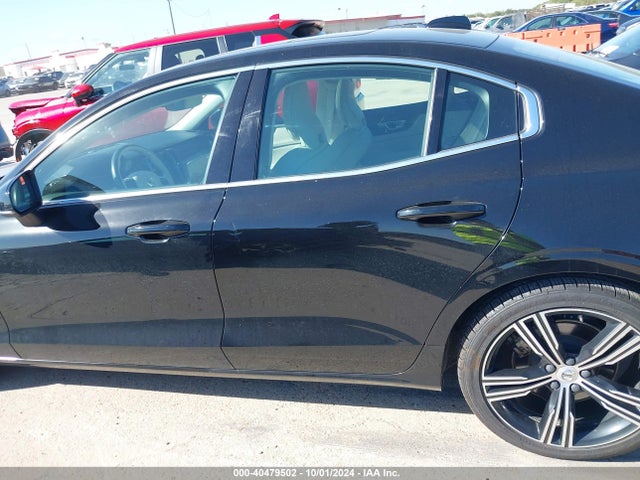 Volvo S60 B5 Inscription 2022 7JRL12FL8NG154723 Image 14