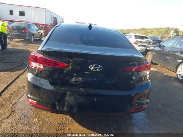 Hyundai Elantra Value Edition 2019 5NPD84LF8KH449952 Image 17