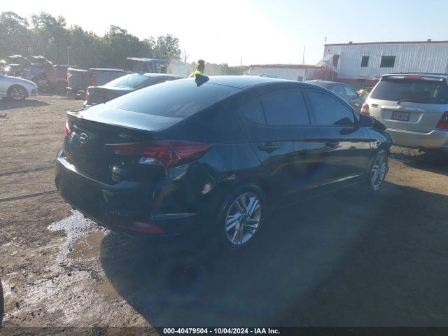 Hyundai Elantra Value Edition 2019 5NPD84LF8KH449952 Image 4