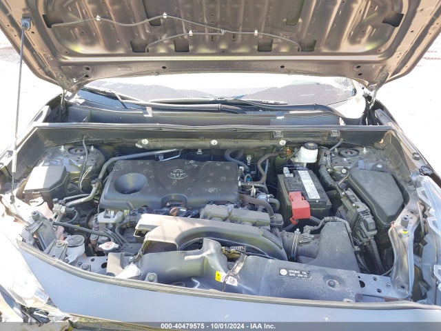 Toyota RAV4 LE 2019 2T3H1RFV3KW001990 Image 10