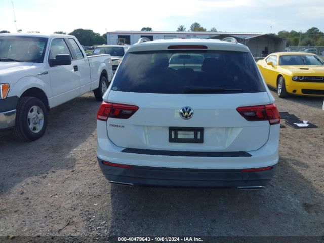 3VV1B7AX4KM018778 Volkswagen Tiguan 2.0t S