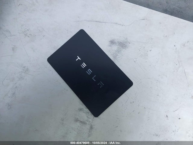 2024 TESLA MODEL Y 7SAYGAEE4RF037143 Photo 10