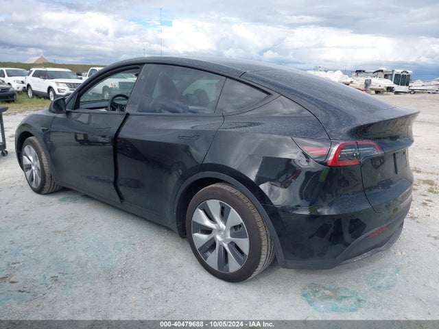 2024 TESLA MODEL Y 7SAYGAEE4RF037143 Photo 2