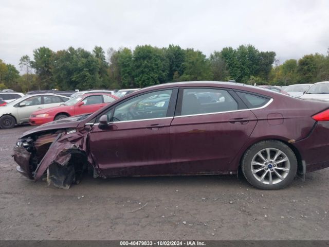 3FA6P0H75HR211462 Ford FUSION SE