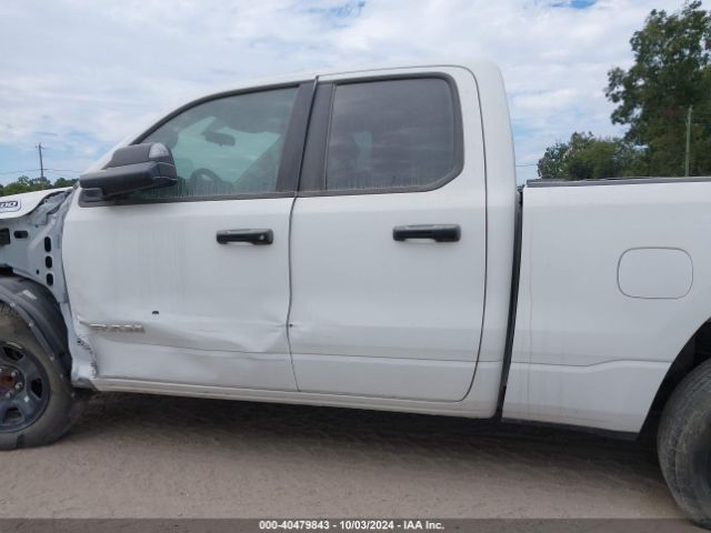 1C6SRECG8LN385956 RAM 1500 Tradesman Quad Cab 4x2 6'4 Box