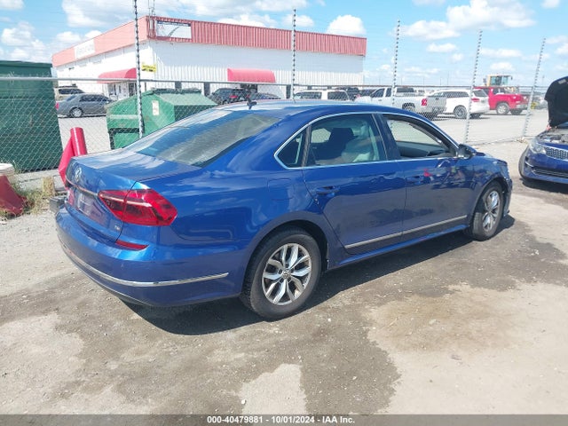 1VWAT7A3XHC059707 Volkswagen Passat 1.8t S