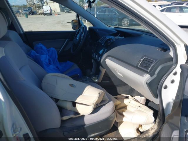 JF2SJAEC1HH422811 Subaru Forester 2.5i Premium