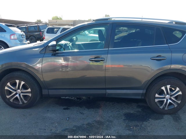Toyota RAV4 LE 2017 2T3ZFREV0HW376512 Image 15