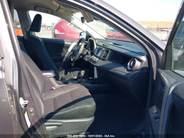 Toyota RAV4 LE 2017 2T3ZFREV0HW376512 Image 5