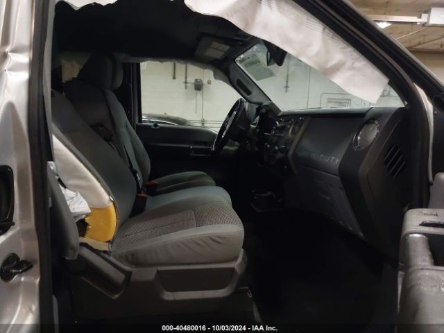 1FT7X3BT8GEB00718 Ford F-350 Xlt