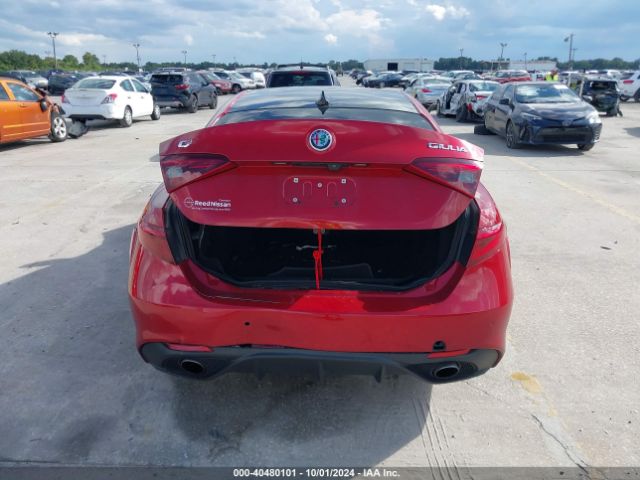 ZARFAECNXJ7578133 Alfa Romeo Giulia Ti Sport Rwd