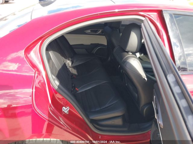 ZARFAECNXJ7578133 Alfa Romeo Giulia Ti Sport Rwd