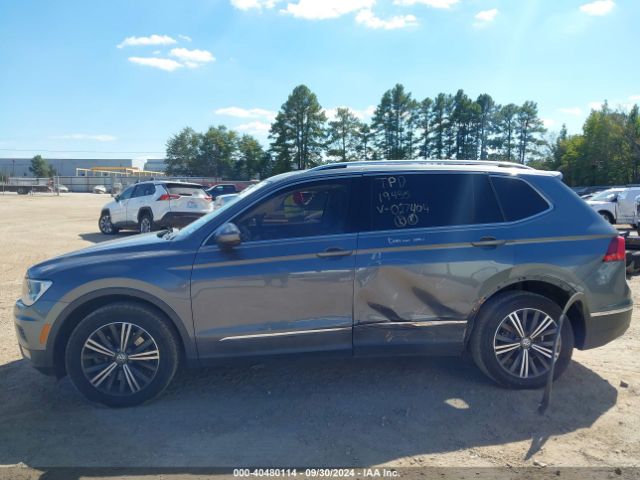 3VV2B7AX4JM027404 Volkswagen Tiguan 2.0t Se/2.0t Sel