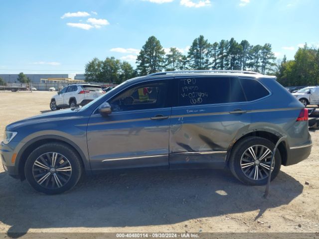3VV2B7AX4JM027404 Volkswagen Tiguan 2.0t Se/2.0t Sel