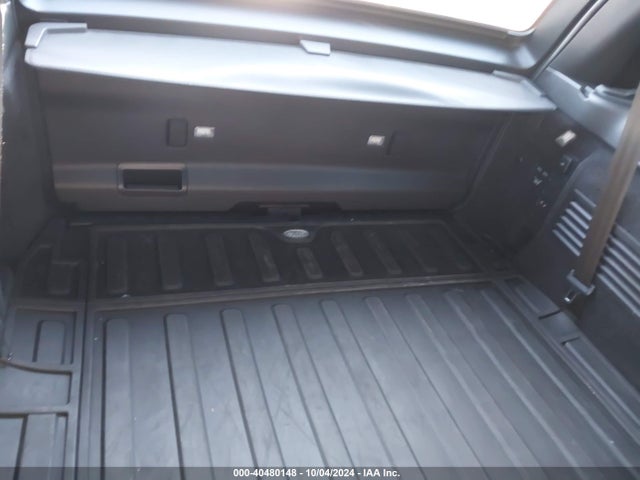SALRT4EUXN2458215 Land Rover Discovery P360 S R-dynamic
