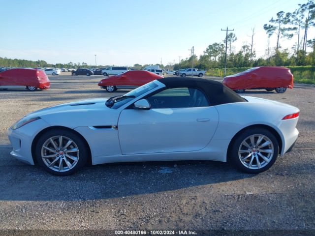 SAJWA6ETXG8K22748 Jaguar F-Type