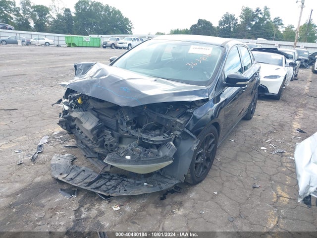 Ford FOCUS SE 2016 1FADP3F26GL363876 Image 2