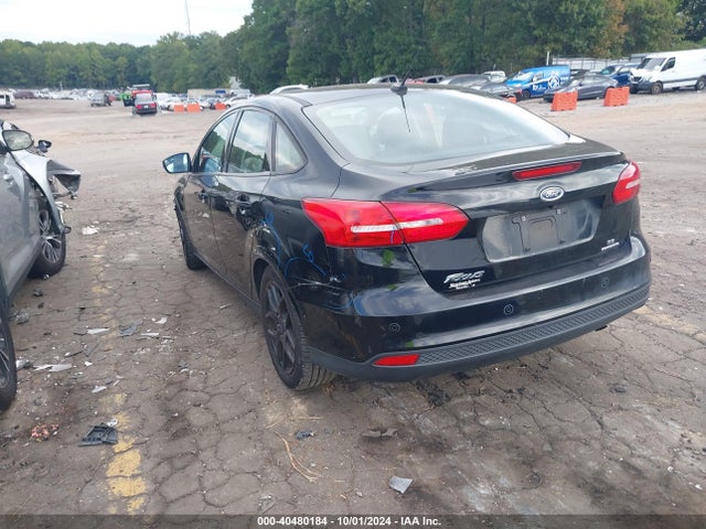 Ford FOCUS SE 2016 1FADP3F26GL363876 Image 3