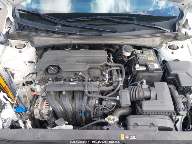 5NPLM4AG8NH063801 Hyundai ELANTRA SEL