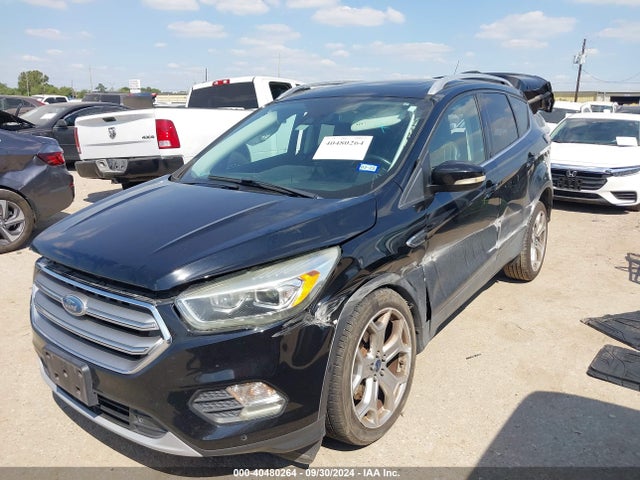 Ford Escape Titanium 2017 1FMCU0J95HUC78133 Image 2