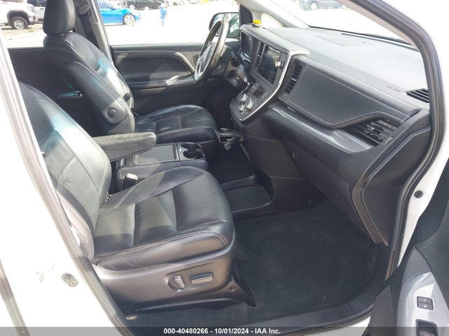 Toyota Sienna Se 8 Passenger 2016 5TDXK3DC6GS731229 Image 5