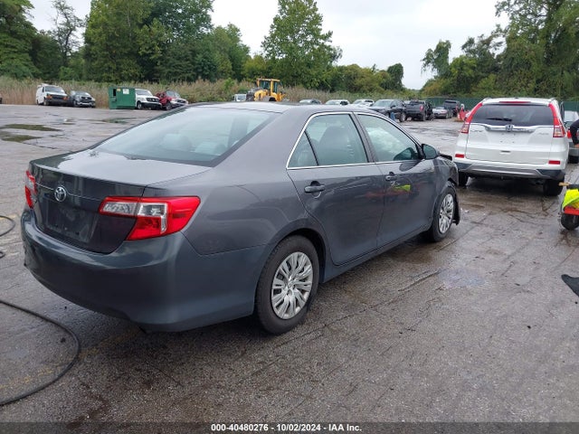 4T1BF1FK1EU761797 Toyota CAMRY L